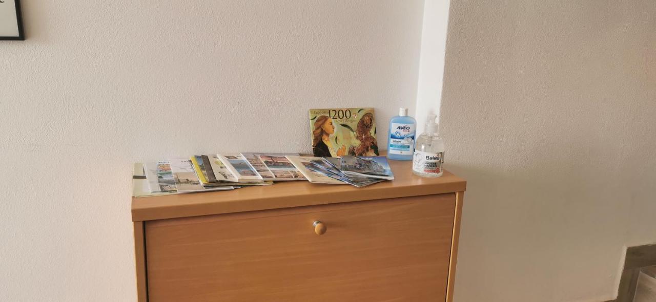 Apartments Angeline ロヴィンスコ・セロ エクステリア 写真